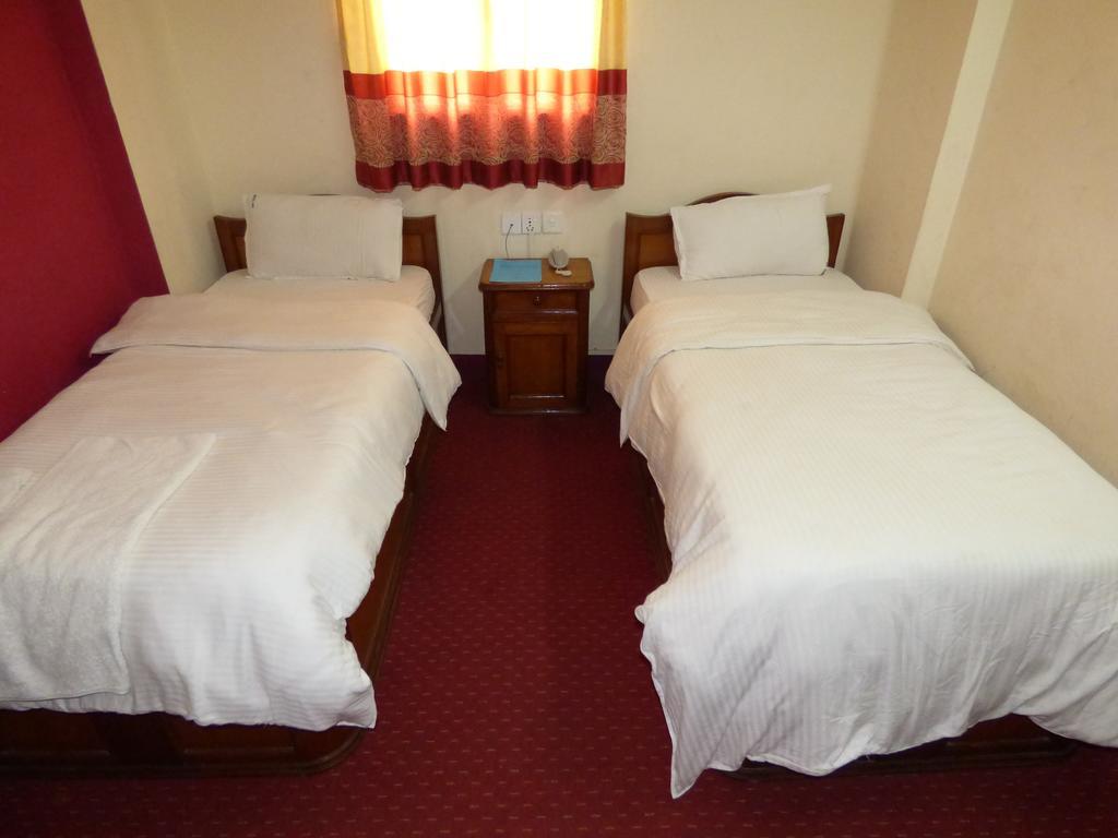 Hotel Api Katmandu Szoba fotó